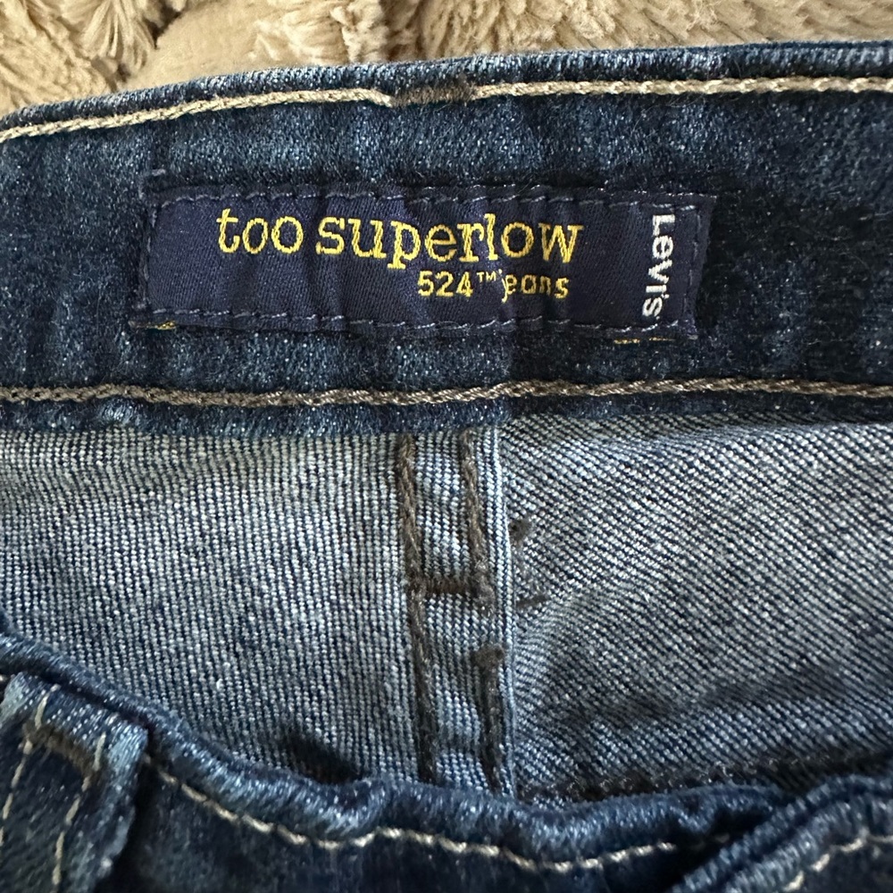 Levi too super low 524 dark denim